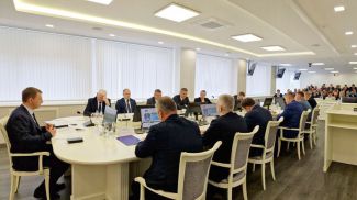 Фото Министерства промышленности Фото Министерства промышленности